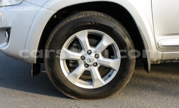 Sayi Imported Toyota RAV4 Other Mota in Import - Dubai a Burkina Faso Sayi Imported Toyota RAV4 Other Mota in Import - Dubai a Burkina Faso