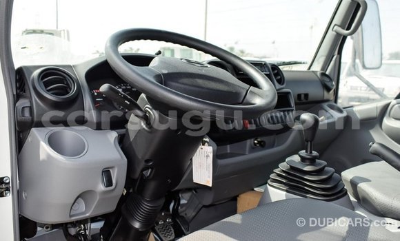 Acheter Import Utilitaire Hino 300 Series Other à Import - Dubai, Burkina-Faso Acheter Import Utilitaire Hino 300 Series Other à Import - Dubai, Burkina-Faso