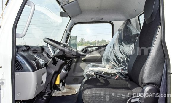 Acheter Import Voiture Mitsubishi Carisma Other à Import - Dubai, Burkina-Faso Acheter Import Voiture Mitsubishi Carisma Other à Import - Dubai, Burkina-Faso