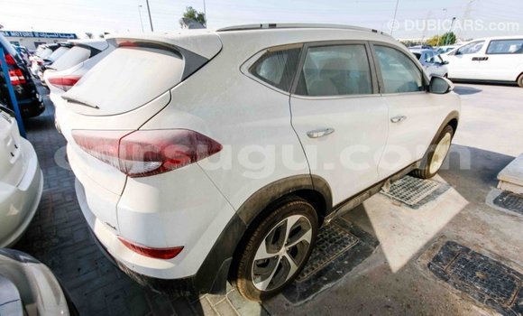Sayi Imported Hyundai Tucson Other Mota in Import - Dubai a Burkina Faso Sayi Imported Hyundai Tucson Other Mota in Import - Dubai a Burkina Faso