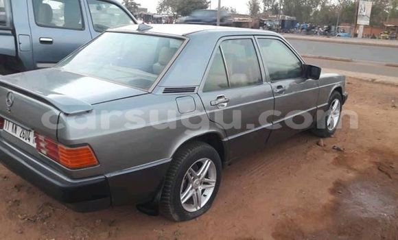 Acheter Occasion Voiture Mercedes-Benz E-klasse Other à Ouagadougou, Burkina-Faso Acheter Occasion Voiture Mercedes-Benz E-klasse Other à Ouagadougou, Burkina-Faso