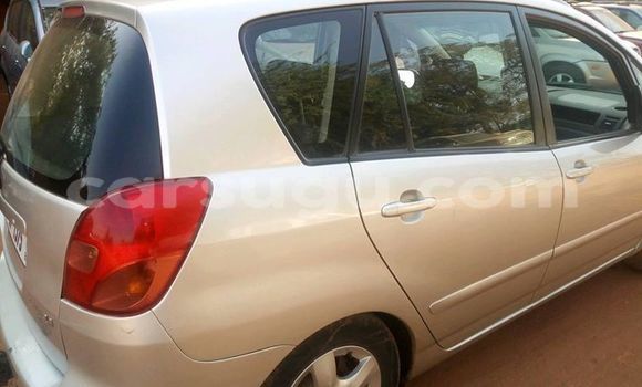 Acheter Occasion Voiture Toyota Verso Gris à Ouagadougou, Burkina-Faso Acheter Occasion Voiture Toyota Verso Gris à Ouagadougou, Burkina-Faso