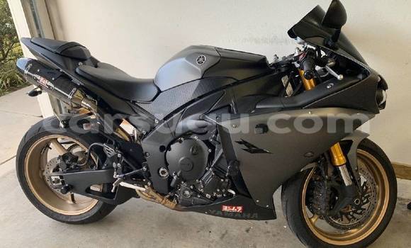 Acheter Occasion Moto Yamaha R1 Beige à Boromo, Bale