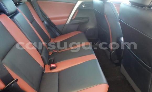 Acheter Occasion Voiture Toyota RAV4 Rouge à Bogande, Gnagna Acheter Occasion Voiture Toyota RAV4 Rouge à Bogande, Gnagna