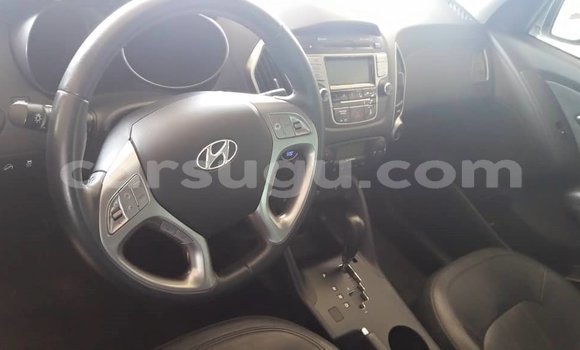 Acheter Occasion Voiture Hyundai ix35 Gris à Ouagadougou, Burkina-Faso Acheter Occasion Voiture Hyundai ix35 Gris à Ouagadougou, Burkina-Faso