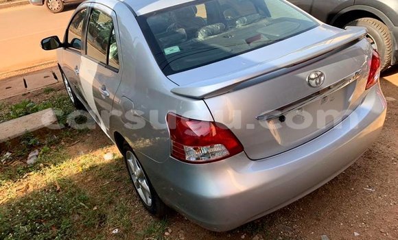 Acheter Occasion Voiture Toyota Yaris Gris à Ouagadougou, Burkina-Faso Acheter Occasion Voiture Toyota Yaris Gris à Ouagadougou, Burkina-Faso