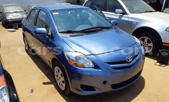 Acheter Occasion Voiture Toyota Yaris Bleu à Ouagadougou, Burkina-Faso Acheter Occasion Voiture Toyota Yaris Bleu à Ouagadougou, Burkina-Faso