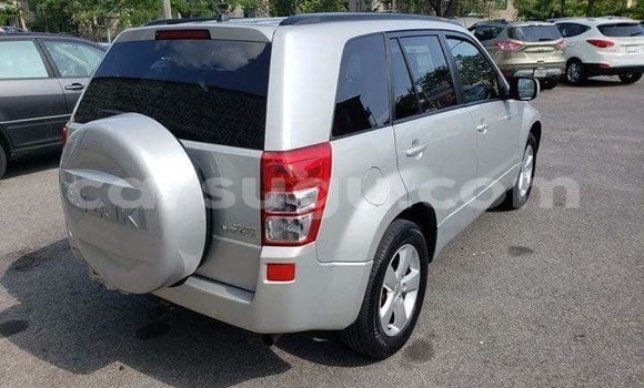 Acheter Occasion Voiture Suzuki Grand Vitara Gris à Ouagadougou, Burkina-Faso Acheter Occasion Voiture Suzuki Grand Vitara Gris à Ouagadougou, Burkina-Faso