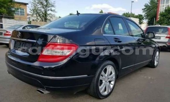 Acheter Occasion Voiture Mercedes-Benz C-klasse Noir à Ouagadougou, Burkina-Faso Acheter Occasion Voiture Mercedes-Benz C-klasse Noir à Ouagadougou, Burkina-Faso