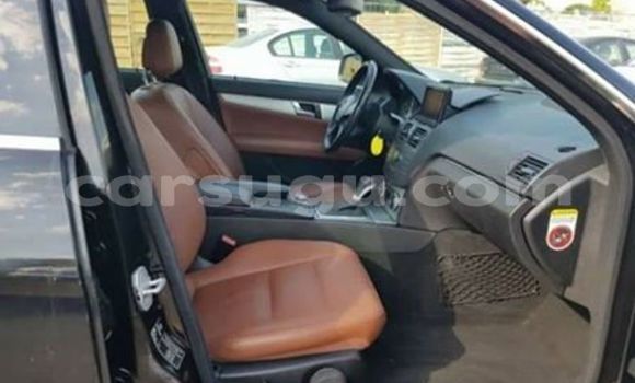 Acheter Occasion Voiture Mercedes-Benz C-klasse Noir à Ouagadougou, Burkina-Faso Acheter Occasion Voiture Mercedes-Benz C-klasse Noir à Ouagadougou, Burkina-Faso