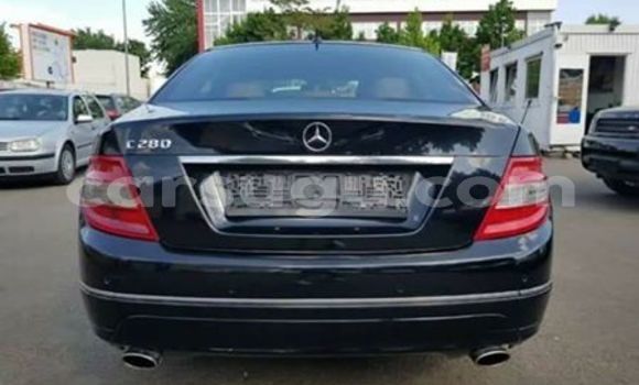 Acheter Occasion Voiture Mercedes-Benz C-klasse Noir à Ouagadougou, Burkina-Faso Acheter Occasion Voiture Mercedes-Benz C-klasse Noir à Ouagadougou, Burkina-Faso
