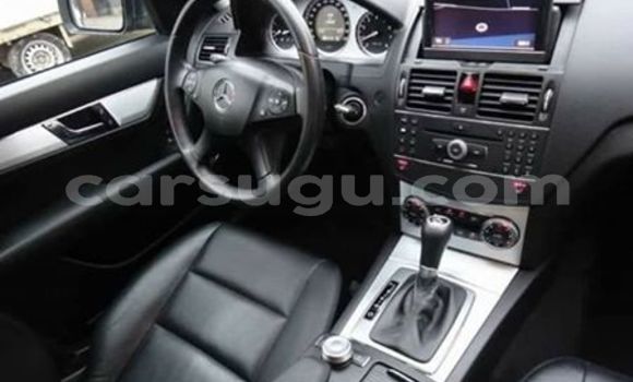 Acheter Occasion Voiture Mercedes-Benz C-klasse Noir à Ouagadougou, Burkina-Faso Acheter Occasion Voiture Mercedes-Benz C-klasse Noir à Ouagadougou, Burkina-Faso