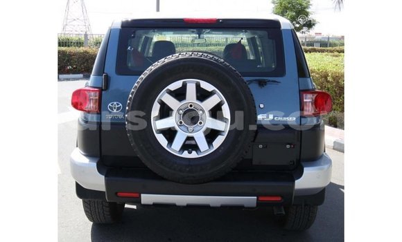 Buy Import Toyota FJ Cruiser Other Car in Import - Dubai in Burkina Faso Buy Import Toyota FJ Cruiser Other Car in Import - Dubai in Burkina Faso