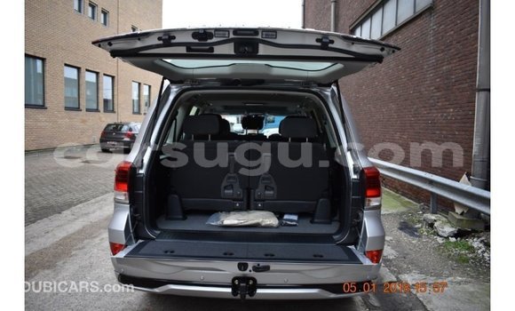 Buy Import Toyota Land Cruiser Other Car in Import - Dubai in Burkina Faso Buy Import Toyota Land Cruiser Other Car in Import - Dubai in Burkina Faso