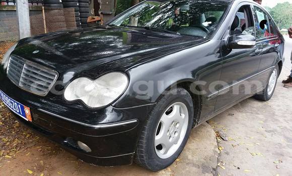 Acheter Neuf Voiture Mercedes-Benz C–Class Noir à Ouagadougou, Burkina-Faso