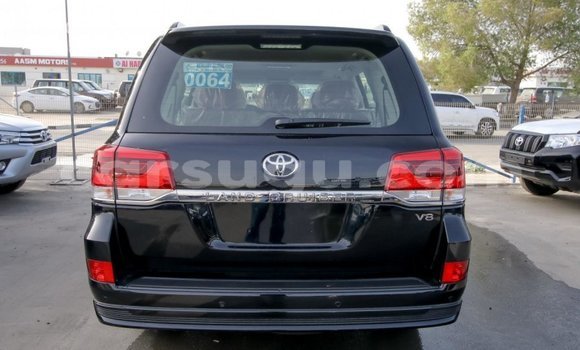 Buy Import Toyota Land Cruiser Other Car in Import - Dubai in Burkina Faso Buy Import Toyota Land Cruiser Other Car in Import - Dubai in Burkina Faso