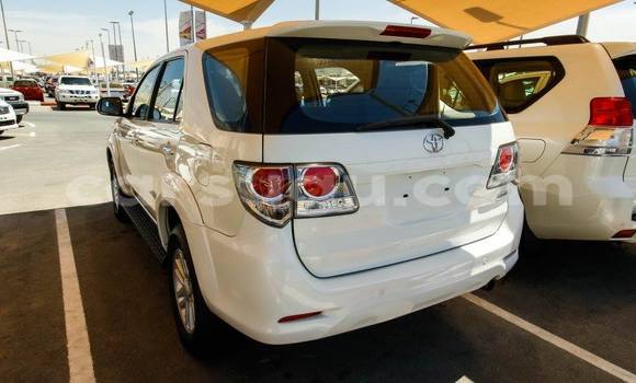 Acheter Occasion Voiture Toyota Fortuner Noir à Ouagadougou, Burkina-Faso Acheter Occasion Voiture Toyota Fortuner Noir à Ouagadougou, Burkina-Faso
