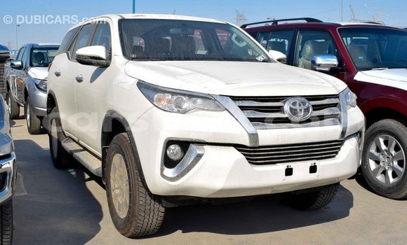 Acheter Import Voiture Toyota Fortuner Other à Import - Dubai, Burkina-Faso Acheter Import Voiture Toyota Fortuner Other à Import - Dubai, Burkina-Faso