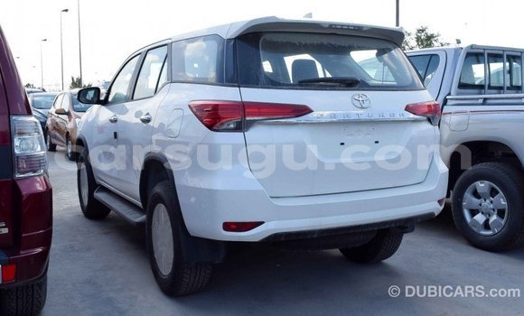 Acheter Import Voiture Toyota Fortuner Other à Import - Dubai, Burkina-Faso Acheter Import Voiture Toyota Fortuner Other à Import - Dubai, Burkina-Faso