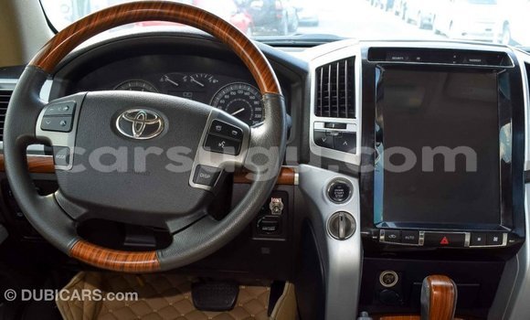 Sayi Imported Toyota Land Cruiser Other Mota in Import - Dubai a Burkina Faso Sayi Imported Toyota Land Cruiser Other Mota in Import - Dubai a Burkina Faso