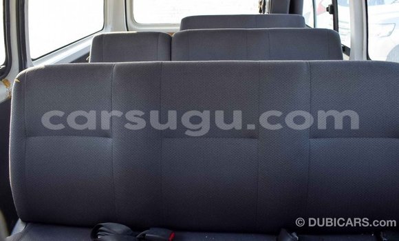 Sayi Imported Toyota Hiace Other Mota in Import - Dubai a Burkina Faso Sayi Imported Toyota Hiace Other Mota in Import - Dubai a Burkina Faso