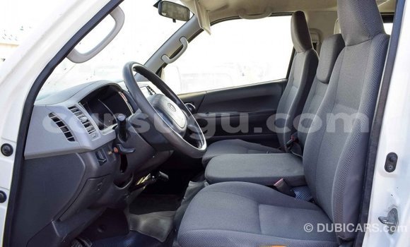 Sayi Imported Toyota Hiace Other Mota in Import - Dubai a Burkina Faso Sayi Imported Toyota Hiace Other Mota in Import - Dubai a Burkina Faso