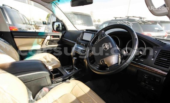 Sayi Imported Toyota Land Cruiser Other Mota in Import - Dubai a Burkina Faso Sayi Imported Toyota Land Cruiser Other Mota in Import - Dubai a Burkina Faso