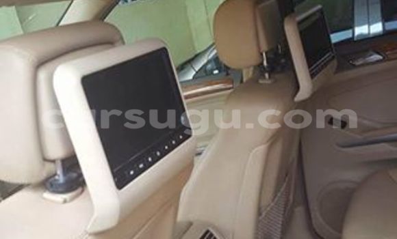 Acheter Neuf Voiture Mercedes-Benz ML–Class Noir à Ouagadougou, Burkina-Faso