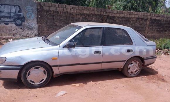 Acheter Occasion Voiture Nissan Sunny Noir à Ouagadougou, Burkina-Faso