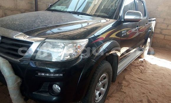 Acheter Occasion Voiture Toyota Hilux Noir à Ouagadougou, Burkina-Faso Acheter Occasion Voiture Toyota Hilux Noir à Ouagadougou, Burkina-Faso