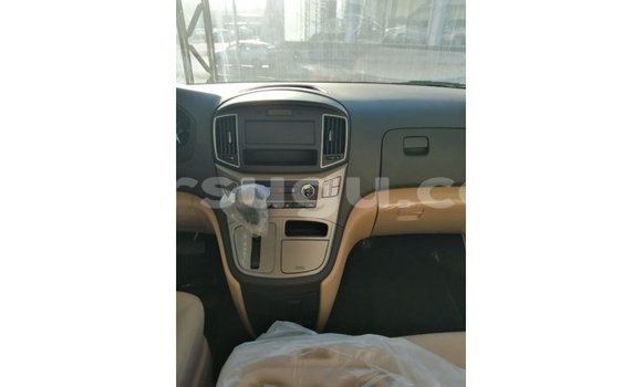 Sayi Imported Hyundai Accent Other Mota in Import - Dubai a Burkina Faso Sayi Imported Hyundai Accent Other Mota in Import - Dubai a Burkina Faso