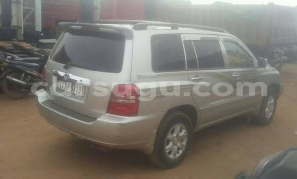 Buy Used Toyota Highlander Silver Car in Ouagadougou in Burkina Faso Buy Used Toyota Highlander Silver Car in Ouagadougou in Burkina Faso