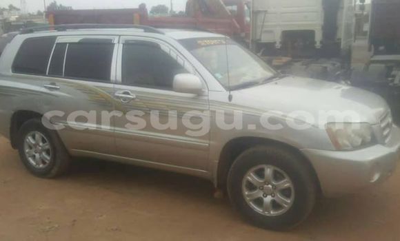 Buy Used Toyota Highlander Silver Car in Ouagadougou in Burkina Faso Buy Used Toyota Highlander Silver Car in Ouagadougou in Burkina Faso