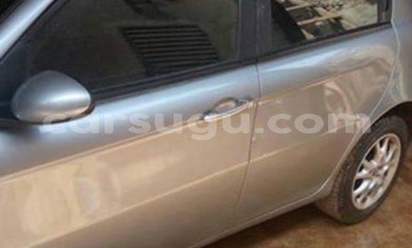 Sayi Na hannu Alfa Romeo 4C Azurfa Mota in Ouagadougou a Burkina Faso Sayi Na hannu Alfa Romeo 4C Azurfa Mota in Ouagadougou a Burkina Faso