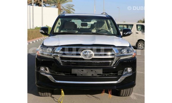 Sayi Imported Toyota Land Cruiser Black Mota in Import - Dubai a Burkina Faso Sayi Imported Toyota Land Cruiser Black Mota in Import - Dubai a Burkina Faso