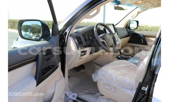 Sayi Imported Toyota Land Cruiser Black Mota in Import - Dubai a Burkina Faso Sayi Imported Toyota Land Cruiser Black Mota in Import - Dubai a Burkina Faso