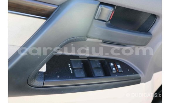 Sayi Imported Toyota Land Cruiser Black Mota in Import - Dubai a Burkina Faso Sayi Imported Toyota Land Cruiser Black Mota in Import - Dubai a Burkina Faso