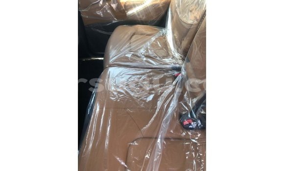 Acheter Import Voiture Nissan Patrol Blanc à Import - Dubai, Burkina-Faso Acheter Import Voiture Nissan Patrol Blanc à Import - Dubai, Burkina-Faso