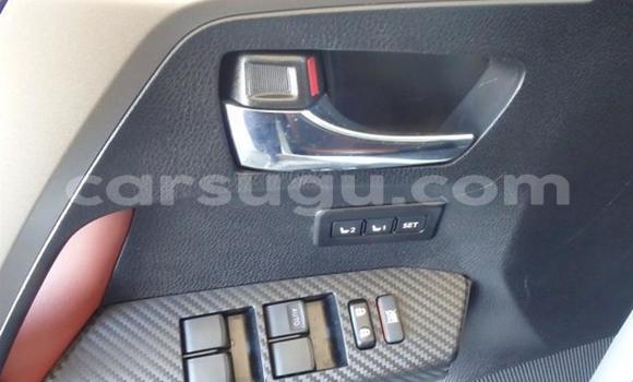 Acheter Occasion Voiture Toyota RAV4 Vert à Hounde, Tuy Acheter Occasion Voiture Toyota RAV4 Vert à Hounde, Tuy