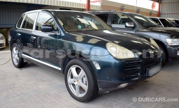 Acheter Import Voiture Porsche Cayenne Vert à Import - Dubai, Burkina-Faso Acheter Import Voiture Porsche Cayenne Vert à Import - Dubai, Burkina-Faso