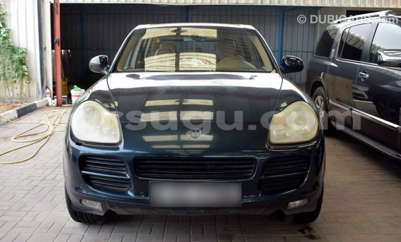 Acheter Import Voiture Porsche Cayenne Vert à Import - Dubai, Burkina-Faso Acheter Import Voiture Porsche Cayenne Vert à Import - Dubai, Burkina-Faso