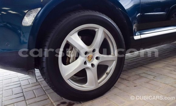 Sayi Imported Porsche Cayenne Green Mota in Import - Dubai a Burkina Faso