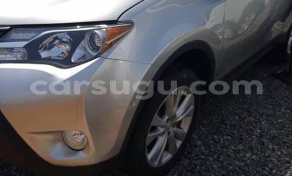 Acheter Occasion Voiture Toyota RAV4 Gris à Ouagadougou, Burkina-Faso Acheter Occasion Voiture Toyota RAV4 Gris à Ouagadougou, Burkina-Faso