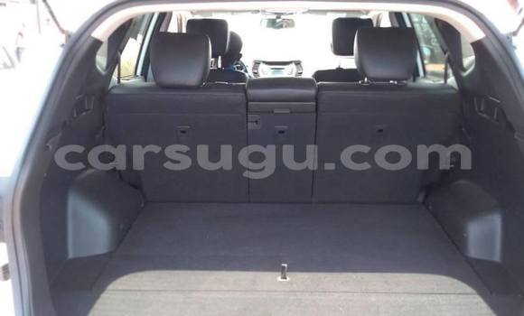 Acheter Occasion Voiture Hyundai Santa Fe Blanc à Ouagadougou, Burkina-Faso Acheter Occasion Voiture Hyundai Santa Fe Blanc à Ouagadougou, Burkina-Faso