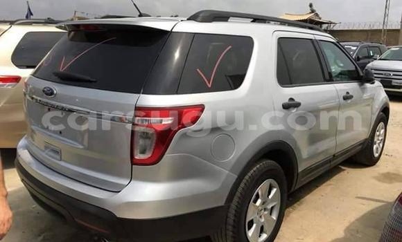 Acheter Occasion Voiture Ford Explorer Gris à Ouagadougou, Burkina-Faso Acheter Occasion Voiture Ford Explorer Gris à Ouagadougou, Burkina-Faso
