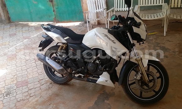 Acheter Occasion Moto Better BT150 Blanc à Ouagadougou au Burkina-Faso Acheter Occasion Moto Better BT150 Blanc à Ouagadougou au Burkina-Faso