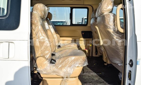 Sayi Imported Hyundai Accent White Mota in Import - Dubai a Burkina Faso Sayi Imported Hyundai Accent White Mota in Import - Dubai a Burkina Faso