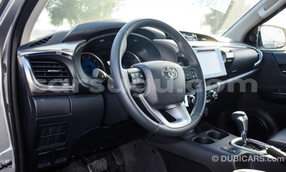 Acheter Import Voiture Toyota Hilux Autre à Import - Dubai, Burkina-Faso Acheter Import Voiture Toyota Hilux Autre à Import - Dubai, Burkina-Faso