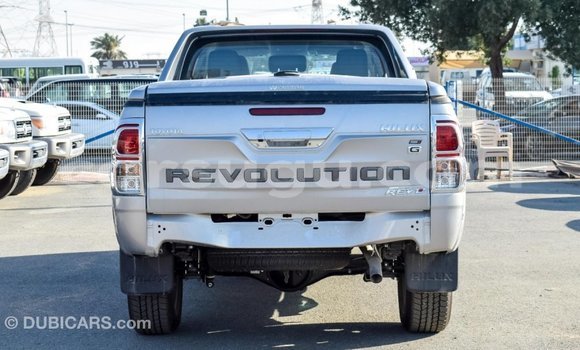 Acheter Import Voiture Toyota Hilux Autre à Import - Dubai, Burkina-Faso Acheter Import Voiture Toyota Hilux Autre à Import - Dubai, Burkina-Faso