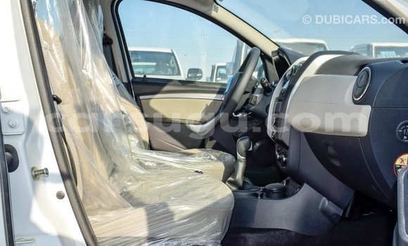 Sayi Imported Renault Duster White Mota in Import - Dubai a Burkina Faso Sayi Imported Renault Duster White Mota in Import - Dubai a Burkina Faso